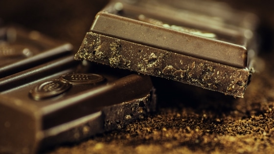dark chocolate broken into pieces
